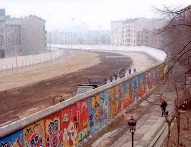 WallBerlinPaint